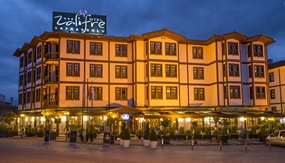 Zalifre Otel